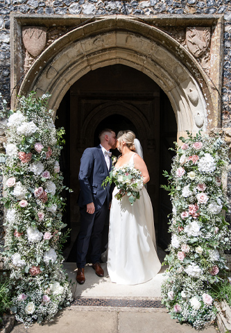 CHLOE and DANNY wedding Flowers