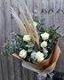 Picture of 6 White Rose & Pampas Grass 