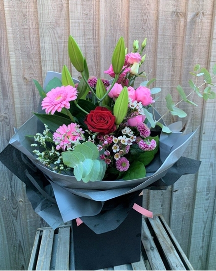 Picture of Signature Love Bouquet 