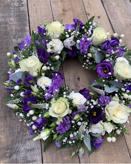 Picture of Mixed Wreath - Purple and White £80