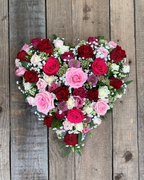 Picture of Heart - Pink and Red Rose mix