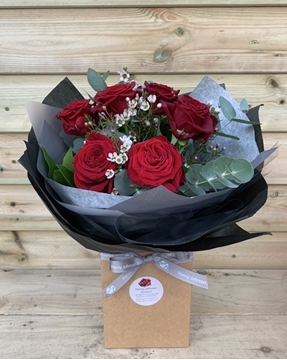 Picture of Six Red Rose Gift Box 