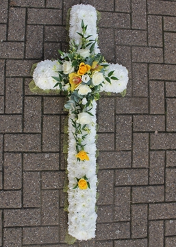 Picture of Cross - Based with Yellow & Ivory Rose Spray 