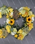 Picture of Double Heart Tribute - Yellow