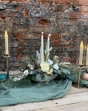 Picture of Winter White Vase Arrangement 