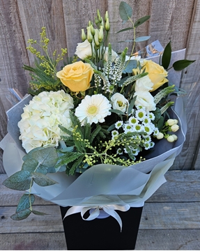 Picture of Julie Bouquet