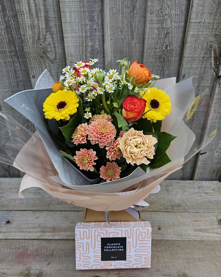 Picture of Skyla Gift Box & Chocs