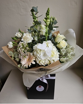 Picture of Mikaela Bouquet 