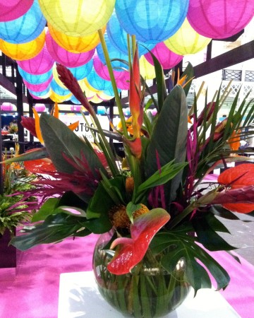 Tropical Gold Fish Bowl Display 