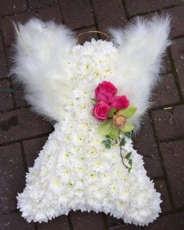 Angel With Feather Wings Design 