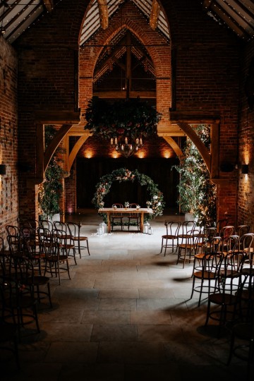 autumnal wedding at shustoke farm barns - burnt orange dahlias - quicksand roses - orange and nude colour theme wedding - coleshill wedding florist - moongate flowers - cake flowers - bridal and bridesmaids wedding flowers 