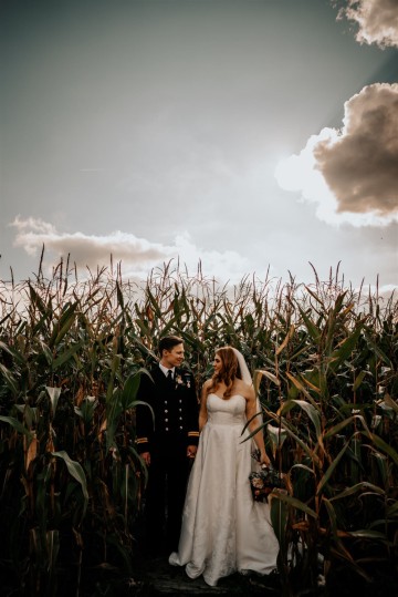 autumnal wedding at shustoke farm barns - burnt orange dahlias - quicksand roses - orange and nude colour theme wedding - coleshill wedding florist - moongate flowers - cake flowers - bridal and bridesmaids wedding flowers