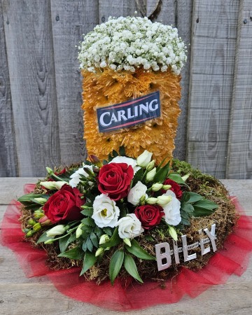 3-D glass of Carling funeral tribute design 