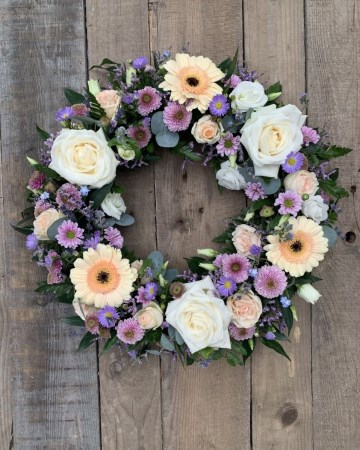 pastel wreath design 